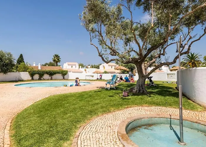 Vilamoura By Nature With Olympic Pool ヴィラ