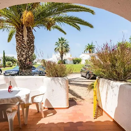 빌라 Vilamoura By Nature With Olympic Pool